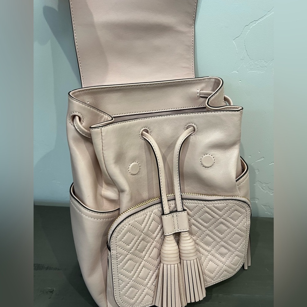 Tory Burch Fleming Backpack in Blush Pink, Quilted Leather with Adjustable Strap - Picture 4 of 10